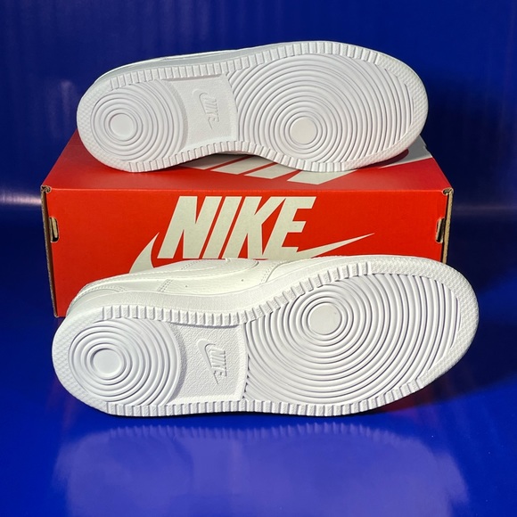 NEW Nike Court Vision Low Triple White Women’s Sneaker Fast Shipping - Picture 7 of 8
